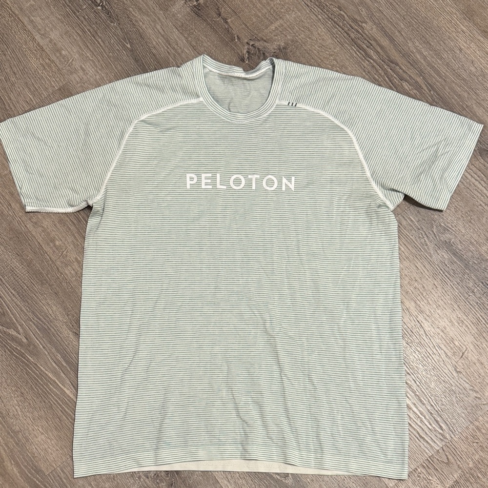 lululemon athletica Gray Striped Men's Tee